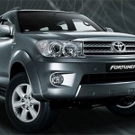 toyota fortuner picture